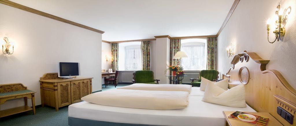 Post-Hotel Mittenwald Luaran gambar